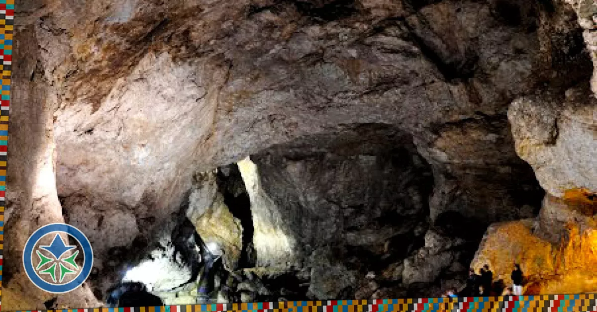Над 600 Пещери